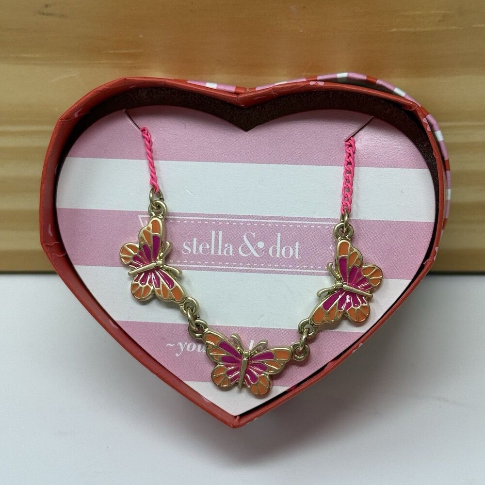 Stella & Dot Mini Mariposa Girls 3+ Butterfly Necklace NIB New in Box